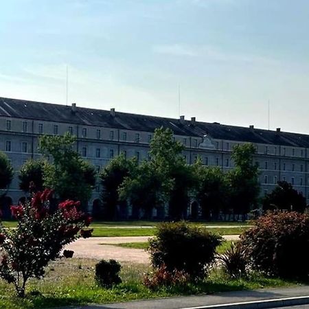 Pau Centre Vue Sur Les Pyrenees Pour 2 Nuits Au Minimum Leilighet Eksteriør bilde